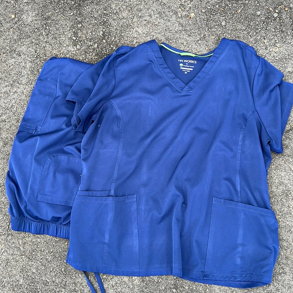 Women’s Scrubs